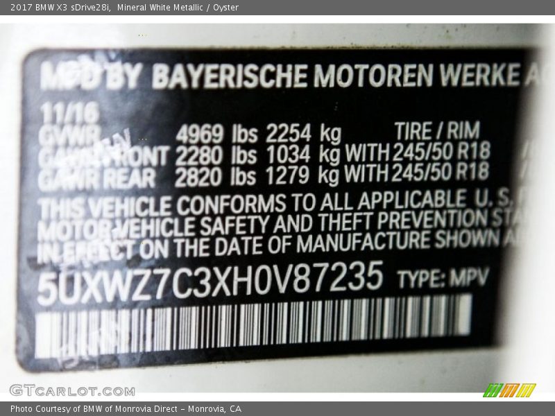 Mineral White Metallic / Oyster 2017 BMW X3 sDrive28i