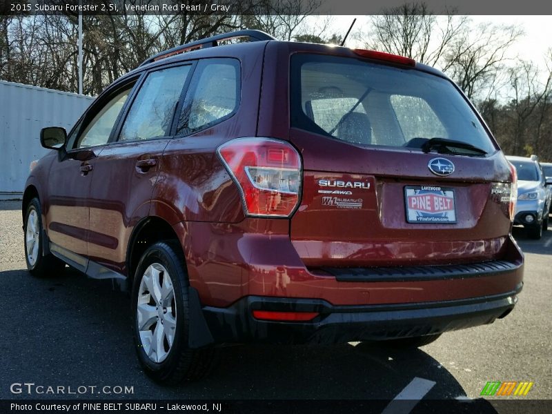 Venetian Red Pearl / Gray 2015 Subaru Forester 2.5i