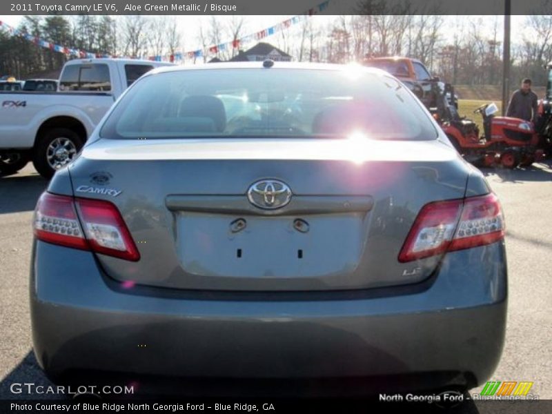 Aloe Green Metallic / Bisque 2011 Toyota Camry LE V6