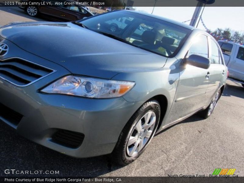 Aloe Green Metallic / Bisque 2011 Toyota Camry LE V6