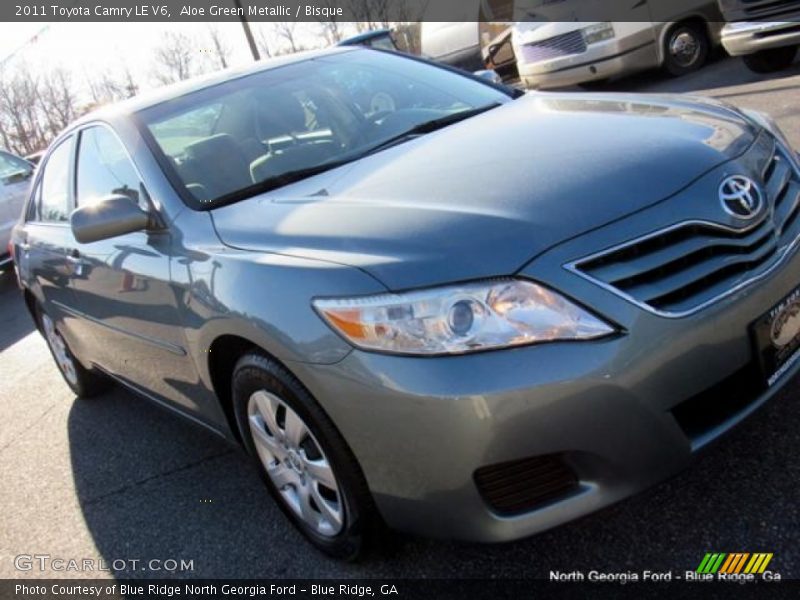 Aloe Green Metallic / Bisque 2011 Toyota Camry LE V6