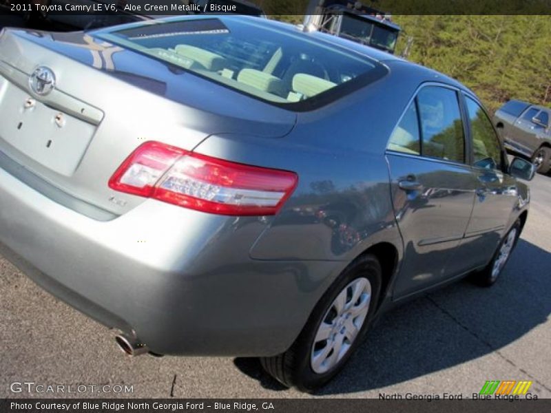 Aloe Green Metallic / Bisque 2011 Toyota Camry LE V6