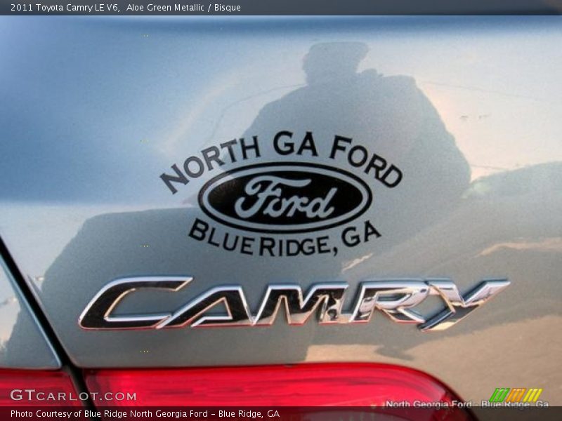 Aloe Green Metallic / Bisque 2011 Toyota Camry LE V6