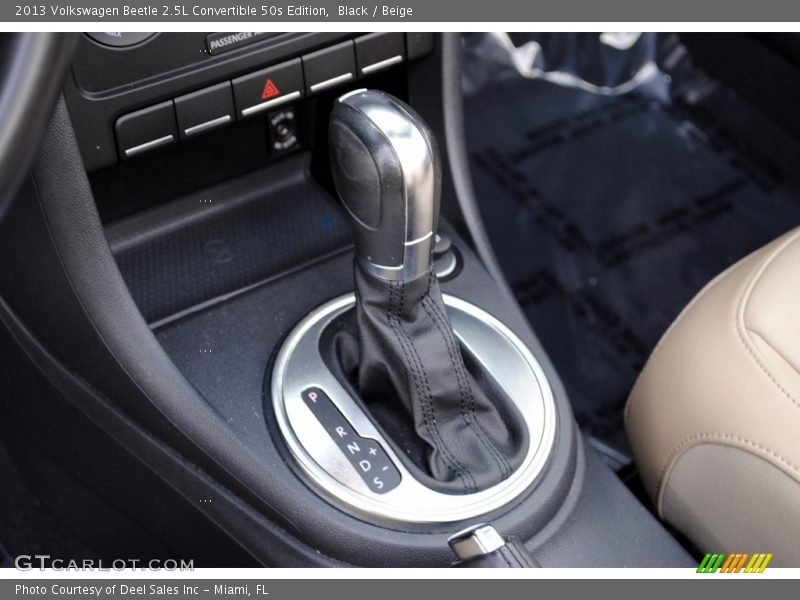 Black / Beige 2013 Volkswagen Beetle 2.5L Convertible 50s Edition
