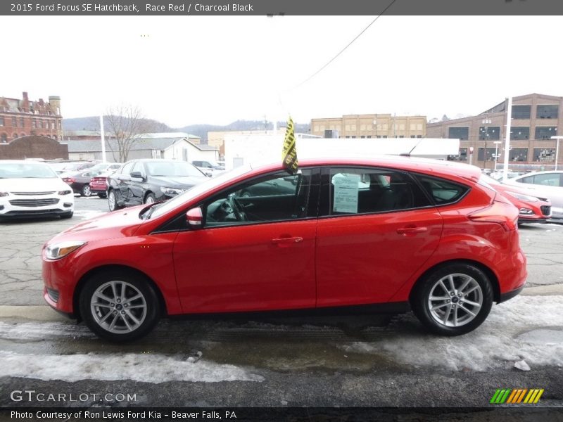 Race Red / Charcoal Black 2015 Ford Focus SE Hatchback