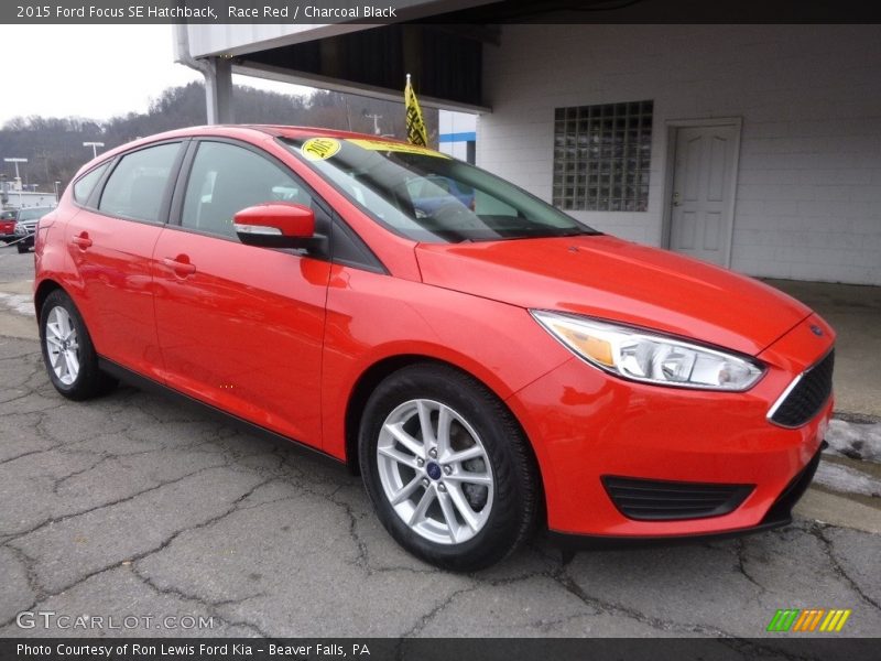 Race Red / Charcoal Black 2015 Ford Focus SE Hatchback