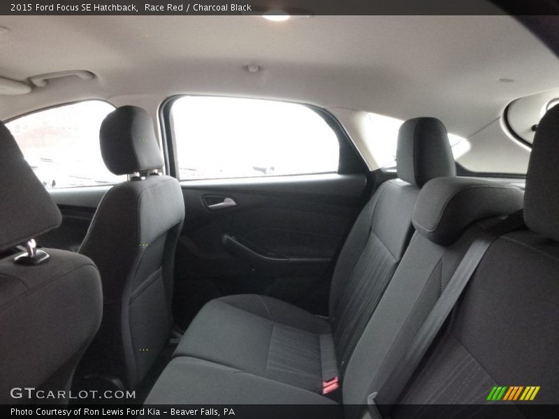 Race Red / Charcoal Black 2015 Ford Focus SE Hatchback