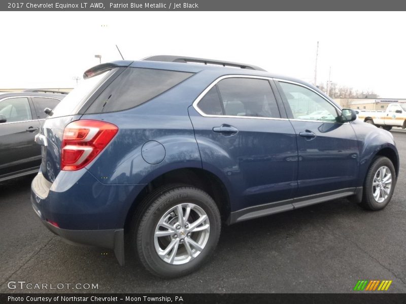 Patriot Blue Metallic / Jet Black 2017 Chevrolet Equinox LT AWD