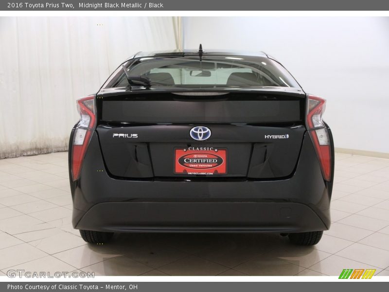 Midnight Black Metallic / Black 2016 Toyota Prius Two