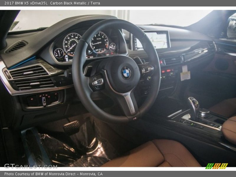 Carbon Black Metallic / Terra 2017 BMW X5 xDrive35i