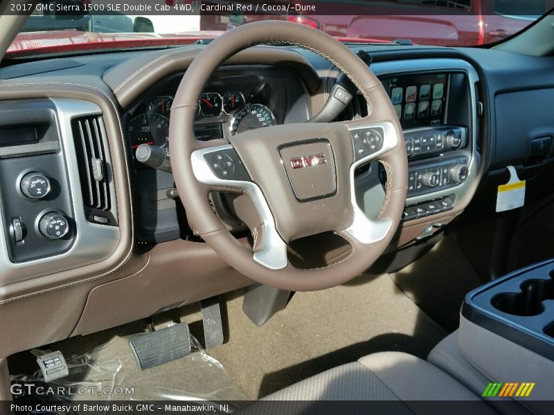 Cardinal Red / Cocoa/­Dune 2017 GMC Sierra 1500 SLE Double Cab 4WD