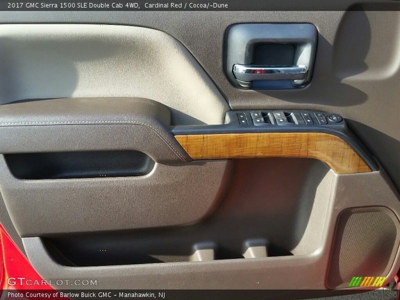 Cardinal Red / Cocoa/­Dune 2017 GMC Sierra 1500 SLE Double Cab 4WD