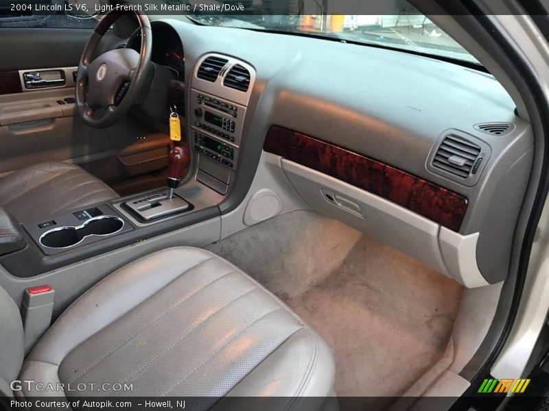 Light French Silk Metallic / Shale/Dove 2004 Lincoln LS V6