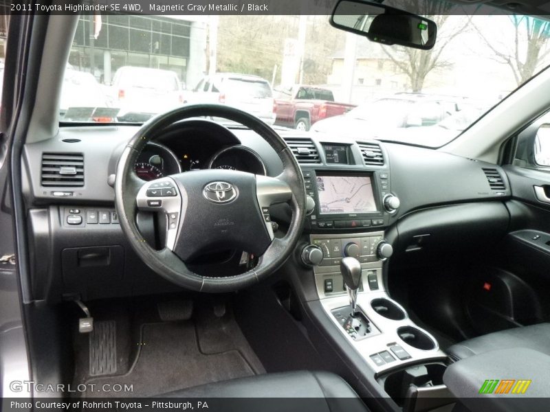 Magnetic Gray Metallic / Black 2011 Toyota Highlander SE 4WD