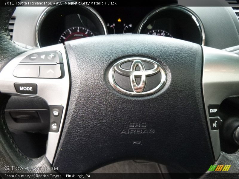 Magnetic Gray Metallic / Black 2011 Toyota Highlander SE 4WD