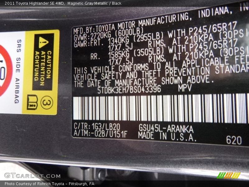 Magnetic Gray Metallic / Black 2011 Toyota Highlander SE 4WD