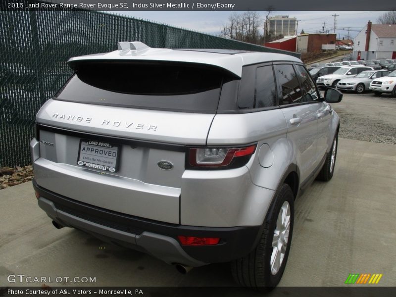 Indus Silver Metalllic / Ebony/Ebony 2016 Land Rover Range Rover Evoque SE