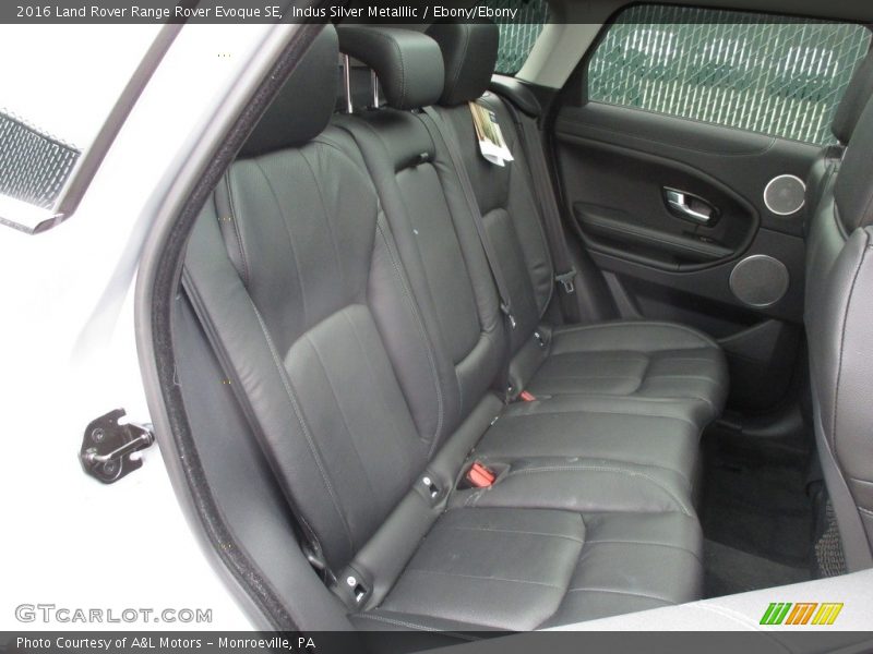 Indus Silver Metalllic / Ebony/Ebony 2016 Land Rover Range Rover Evoque SE