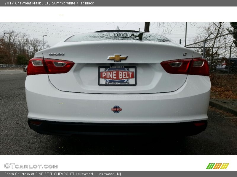 Summit White / Jet Black 2017 Chevrolet Malibu LT