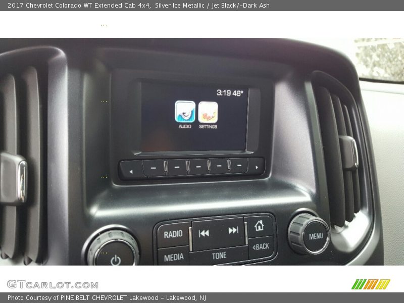 Silver Ice Metallic / Jet Black/­Dark Ash 2017 Chevrolet Colorado WT Extended Cab 4x4
