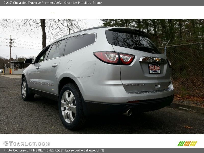 Silver Ice Metallic / Ebony 2017 Chevrolet Traverse Premier AWD