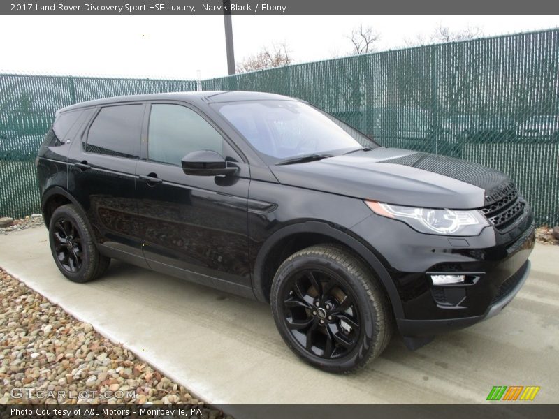 Front 3/4 View of 2017 Discovery Sport HSE Luxury