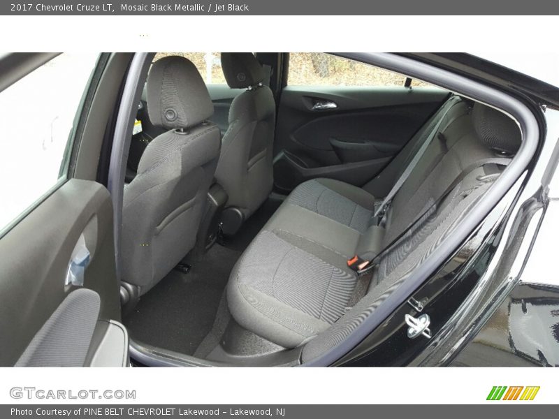 Mosaic Black Metallic / Jet Black 2017 Chevrolet Cruze LT