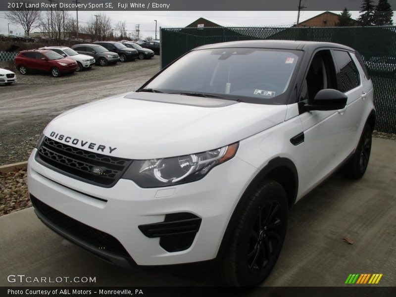 Fuji White / Ebony 2017 Land Rover Discovery Sport SE