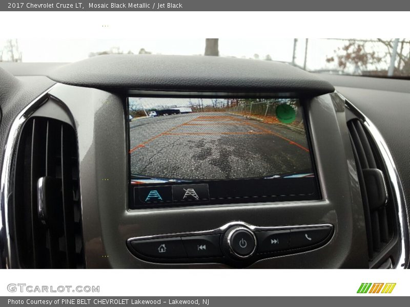 Mosaic Black Metallic / Jet Black 2017 Chevrolet Cruze LT