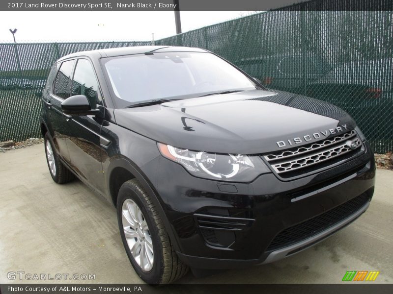 Narvik Black / Ebony 2017 Land Rover Discovery Sport SE