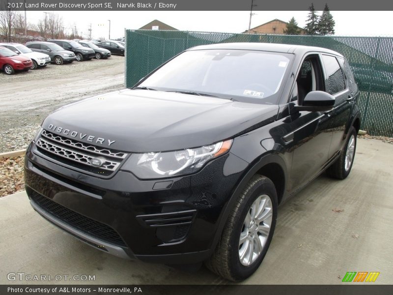Narvik Black / Ebony 2017 Land Rover Discovery Sport SE