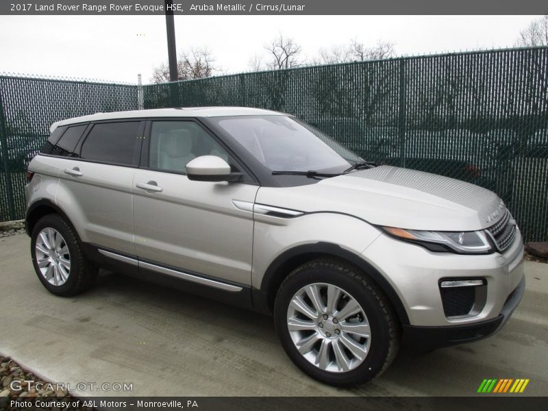 Front 3/4 View of 2017 Range Rover Evoque HSE