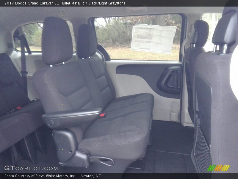 Billet Metallic / Black/Light Graystone 2017 Dodge Grand Caravan SE