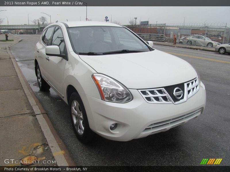 Pearl White / Gray 2013 Nissan Rogue S AWD