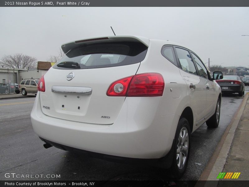 Pearl White / Gray 2013 Nissan Rogue S AWD