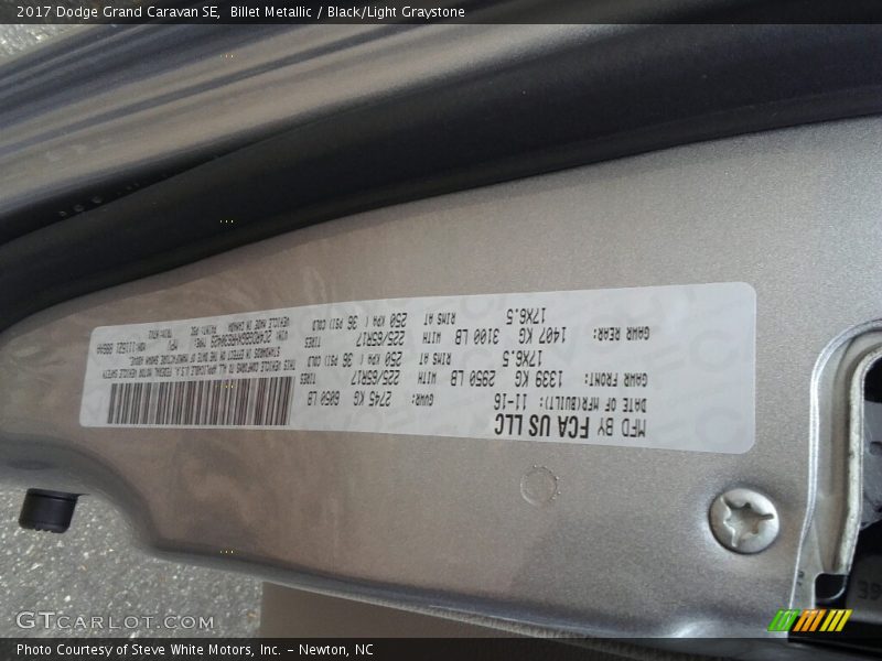 Billet Metallic / Black/Light Graystone 2017 Dodge Grand Caravan SE