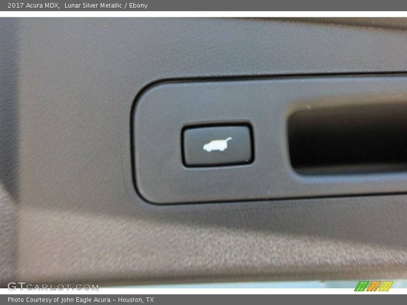 Lunar Silver Metallic / Ebony 2017 Acura MDX
