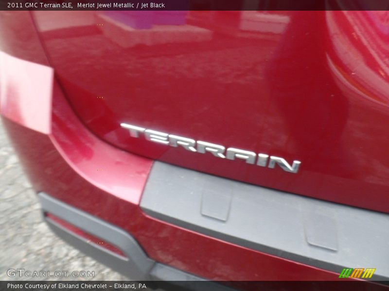 Merlot Jewel Metallic / Jet Black 2011 GMC Terrain SLE