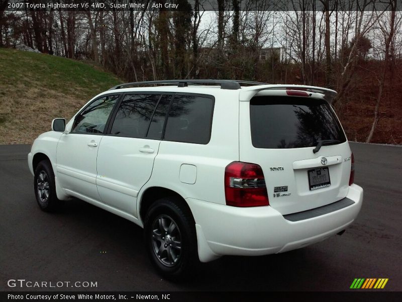 Super White / Ash Gray 2007 Toyota Highlander V6 4WD