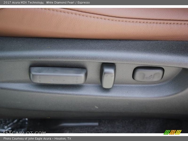 White Diamond Pearl / Espresso 2017 Acura MDX Technology