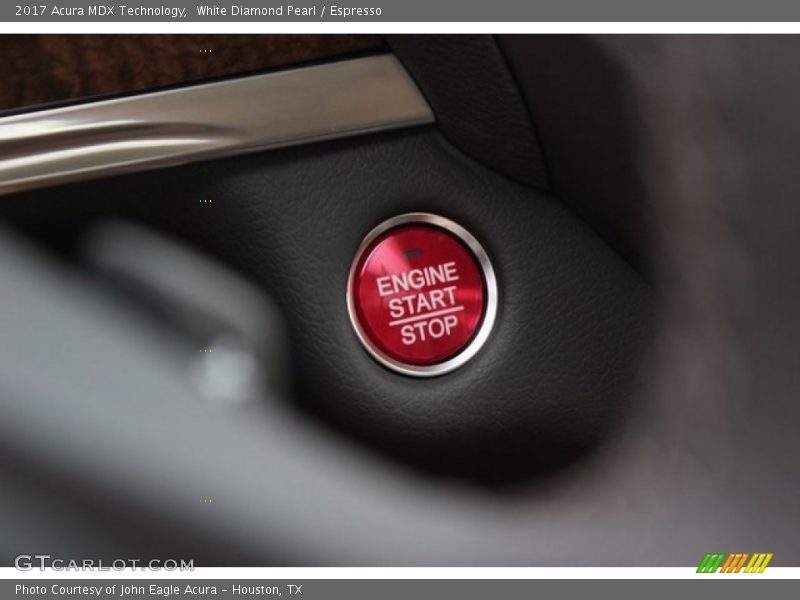 White Diamond Pearl / Espresso 2017 Acura MDX Technology