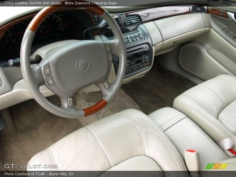 White Diamond / Neutral Shale 2001 Cadillac DeVille DHS Sedan