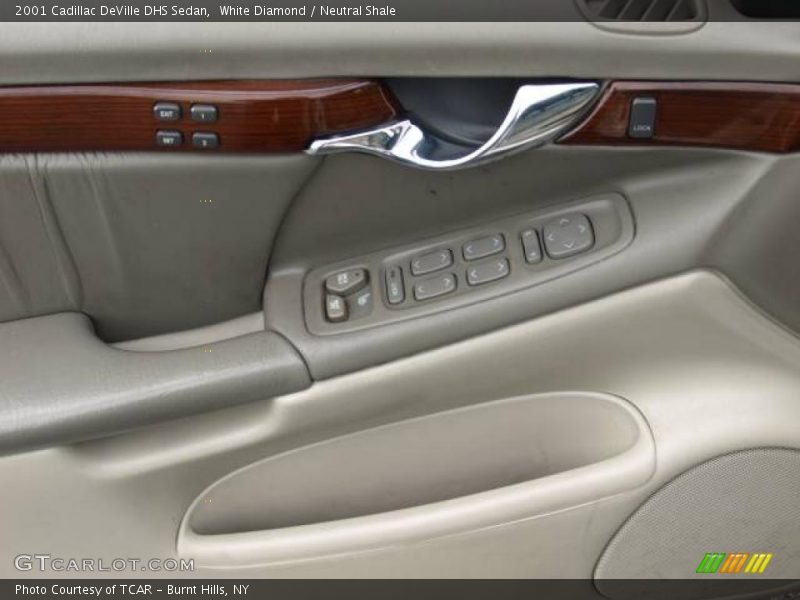 White Diamond / Neutral Shale 2001 Cadillac DeVille DHS Sedan