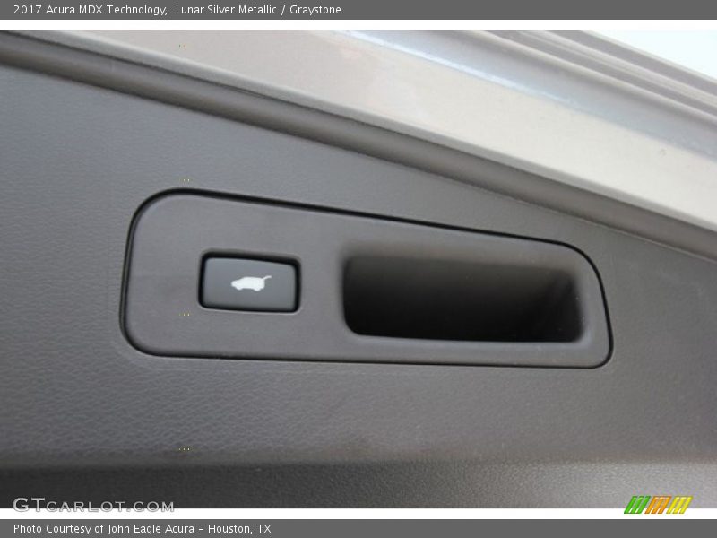 Lunar Silver Metallic / Graystone 2017 Acura MDX Technology
