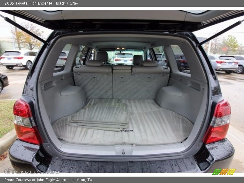 Black / Gray 2005 Toyota Highlander I4