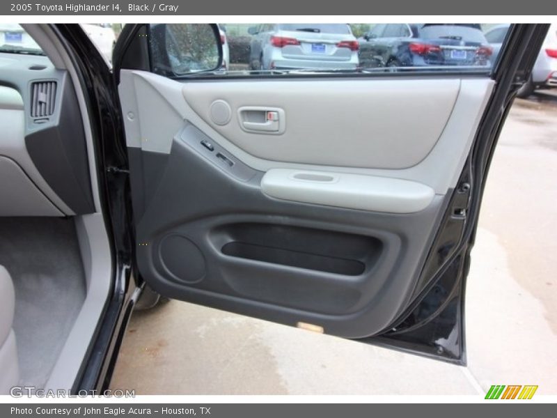 Black / Gray 2005 Toyota Highlander I4