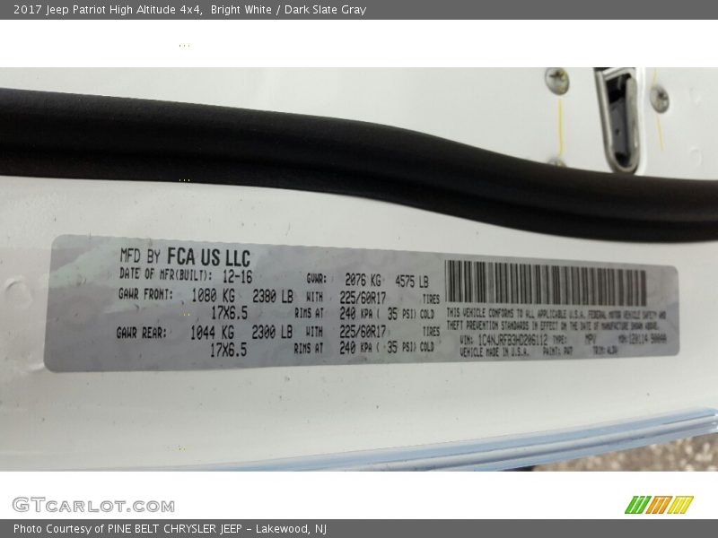 Bright White / Dark Slate Gray 2017 Jeep Patriot High Altitude 4x4