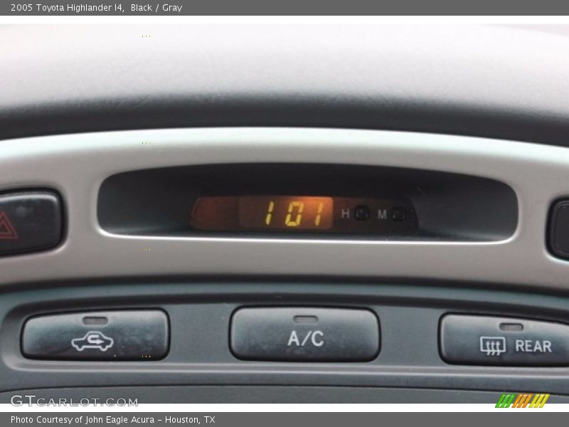 Black / Gray 2005 Toyota Highlander I4
