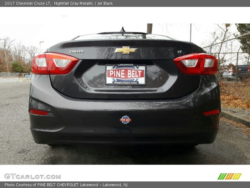 Nightfall Gray Metallic / Jet Black 2017 Chevrolet Cruze LT