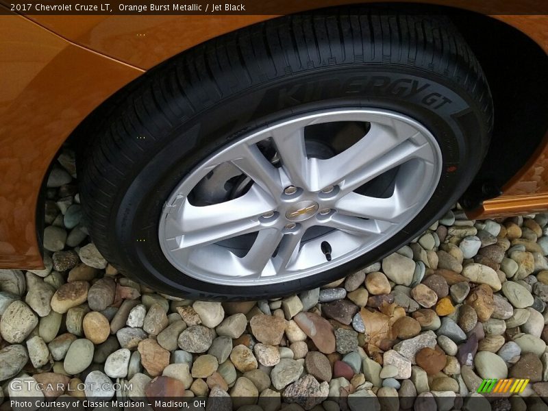 Orange Burst Metallic / Jet Black 2017 Chevrolet Cruze LT